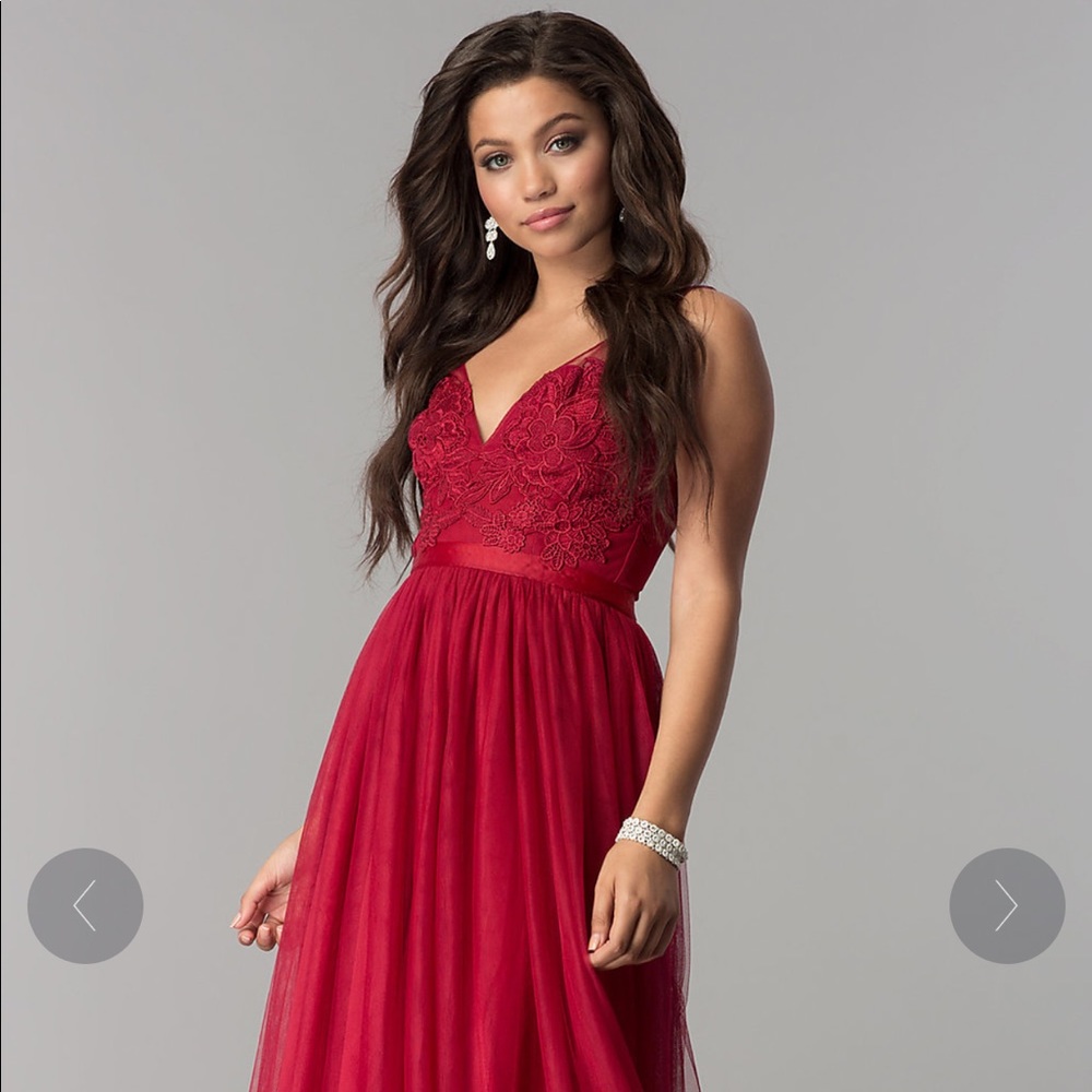 V-Neck Lace-Applique Long Tulle Prom Dress - Picture 1 of 2